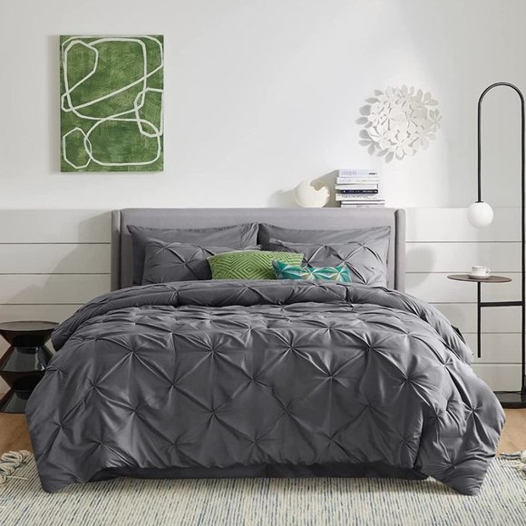 New Grey 3 Piece Pinch Pleated QUEEN Comforter Bedding Set - Picture 2 of 2